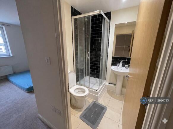 Ensuite Shower Attached To Bedroom