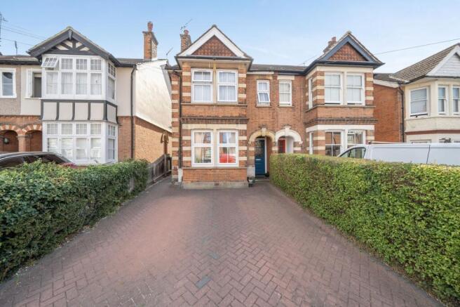 Hill Road front aspect