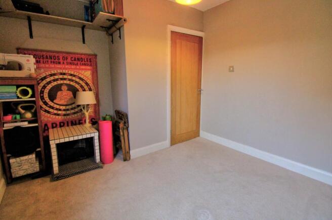 BEDROOM 2 (F)