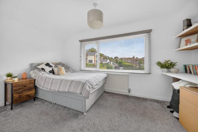 4 bed Link Detached House for sale Image 11