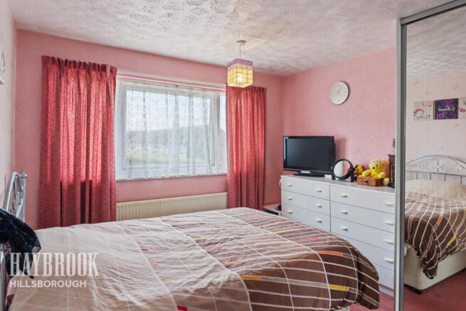 3 bed Semi-Detached for sale Image 7