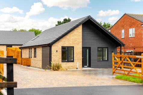 Stagsden Road, Bromham, MK43