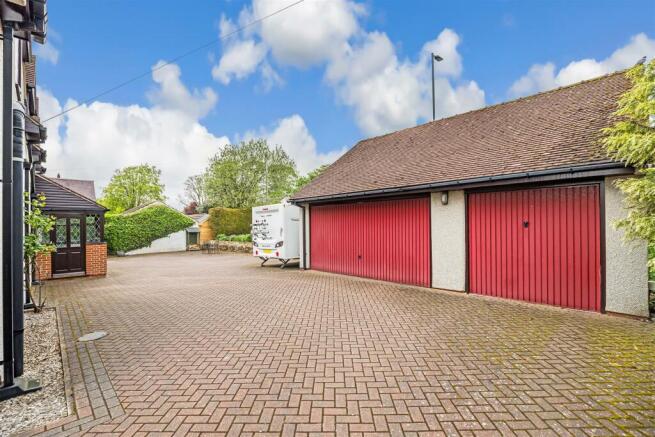 Garage.jpg