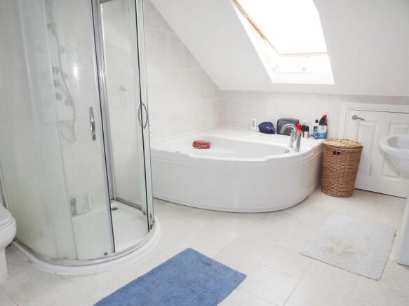 bed 4 en suite
