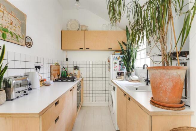 Kingsland High Road-16.jpg