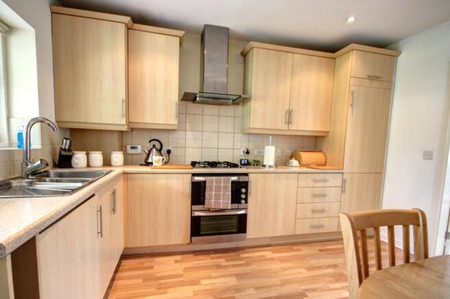 2 bed Bungalow for sale Image 6