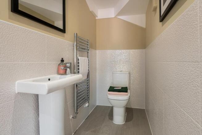 3 bed Semi-Detached for sale Image 6