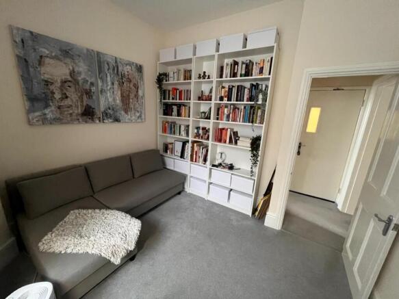 flat 1 13 market b2.jpg