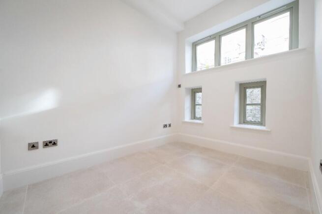 3 bed End of Terrace to rent Image 12