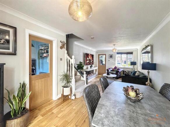 3 bed Detached for sale Image 4