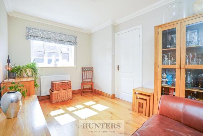 4 bed Detached for sale Image 5