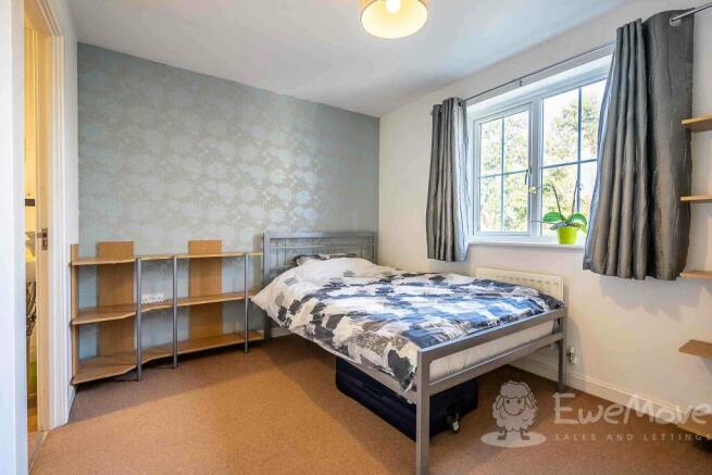 Bedroom 2 (Double with Ensuite)
