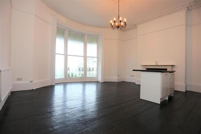 1, 37 Regency Square  (7).JPG