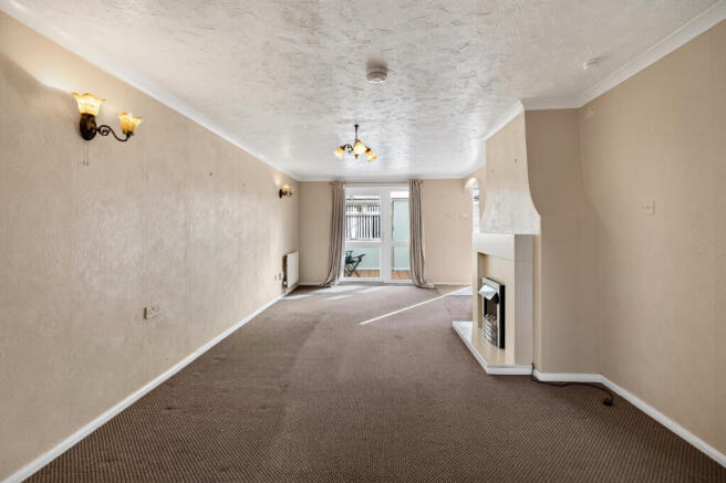 Living Room (2)