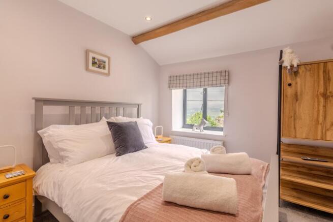 3 bed Link Detached House for sale Image 9