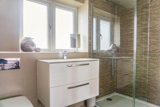 Master En-suite