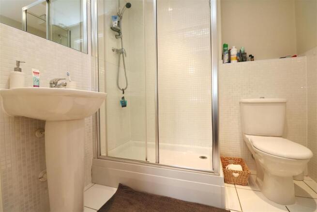 en-suite.JPG