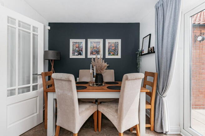 3 bed Detached for sale Image 9