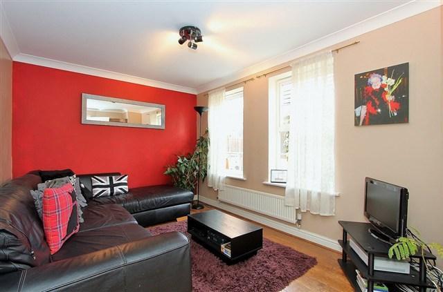 Sitting Room/Dining Room
