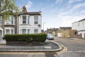 17b, William Street, London E10 6BD