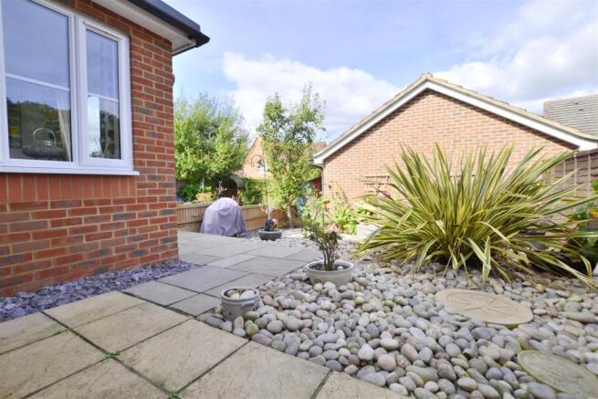 garden 1.jpg