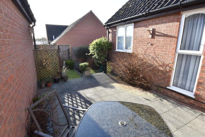 Photo 12