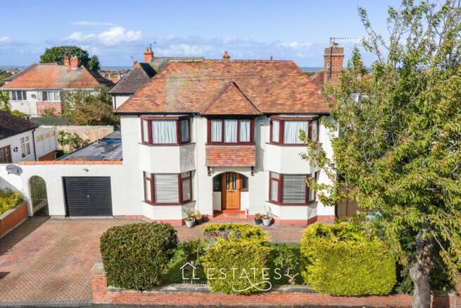 4-bed detached on Prestatyn, Denbighshire, LL19, £400,000