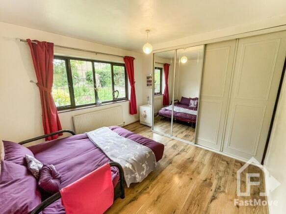 3 bed Detached for sale Image 10