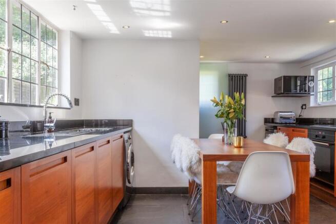 Kitchen/Breakfast Room