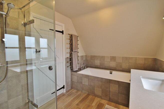 Ensuite 2