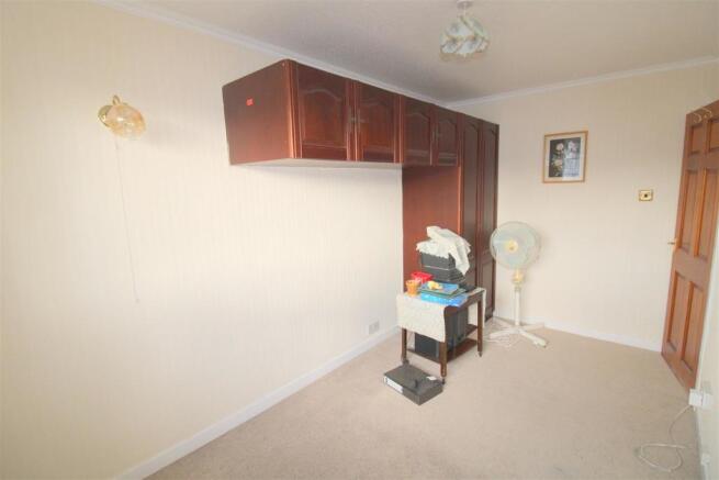Another aspect of bedroom 3