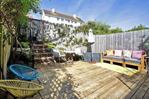 Bunting Close, Teignmouth, TQ14