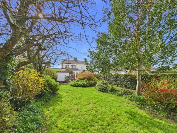 CAM02386G0-PR0168-STILL006