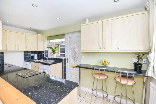 Kitchen/Lounge