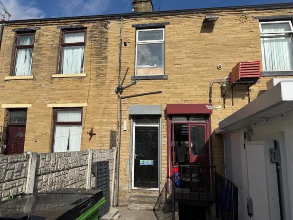 1 bed flat to rent Willow Street, Bradford BD8