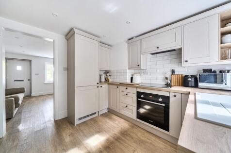 The Rocks Road, East Malling, ME19