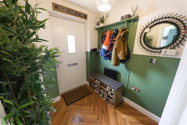 4 bed Town House for sale Image 4