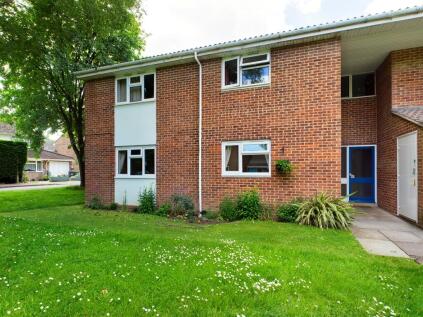 Glamis Close, Oakley, Basingstoke, RG23