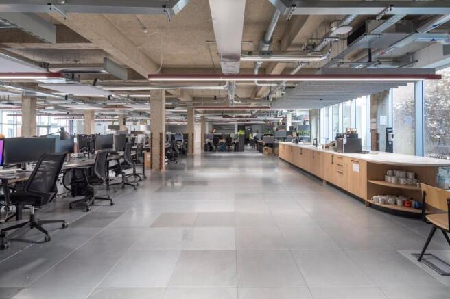 Teapoint & Open plan desks