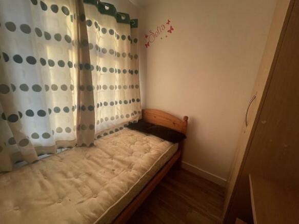 Bedroom 2.jpg