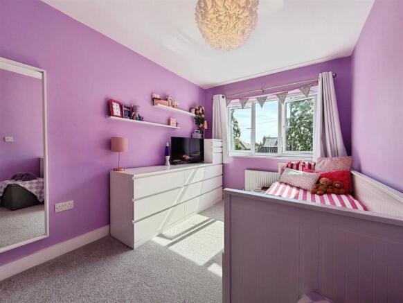 3 bed Semi-Detached for sale Image 12