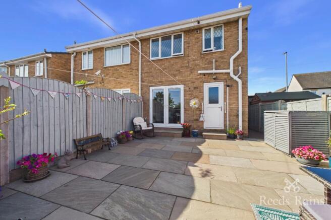 3 bed Semi-Detached for sale Image 6