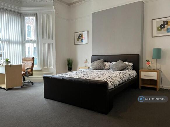 Room1