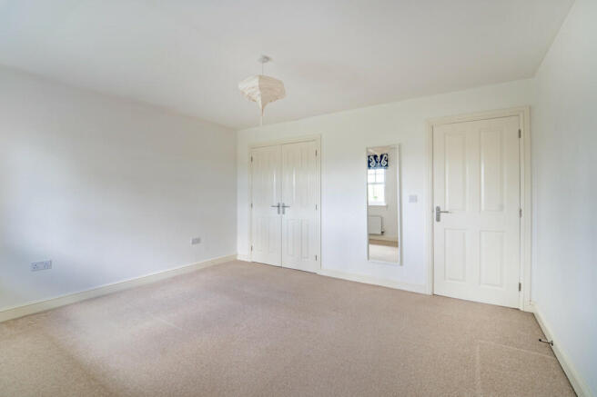Detached 4 Bed 2 ...