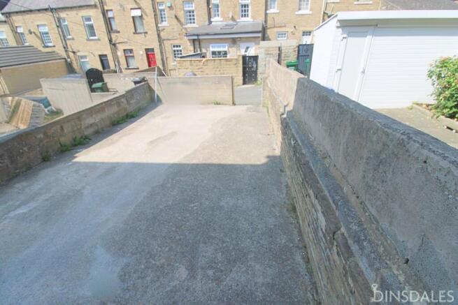 3 bed Terraced for sale Image 8