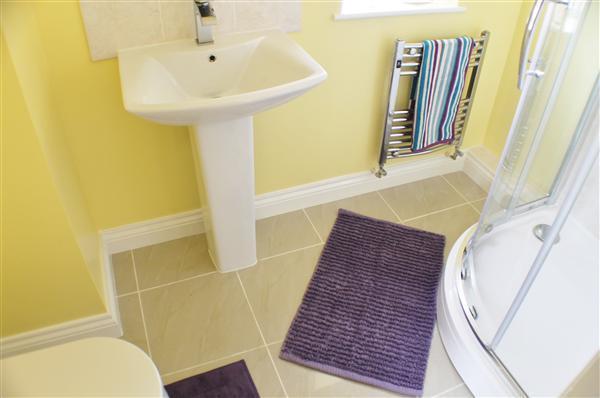 En-suite Bathroom