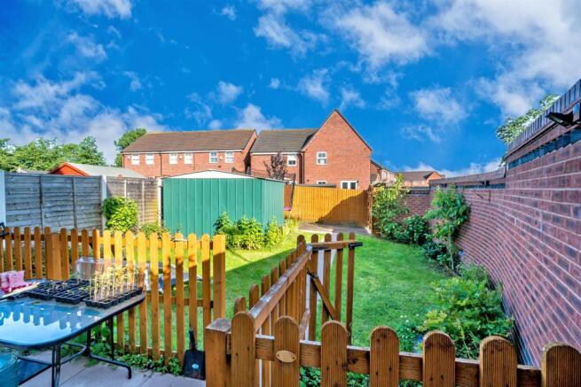 54, Water Reed Grove, Walsall, West Midlands, WS2 