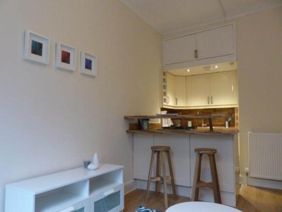 Breakfast bar