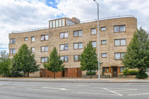 15, Beatty Court, Kenneth Way, London W5 2TQ