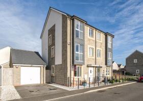 2, Mamba Grove, Weston-super-mare BS24 8EW